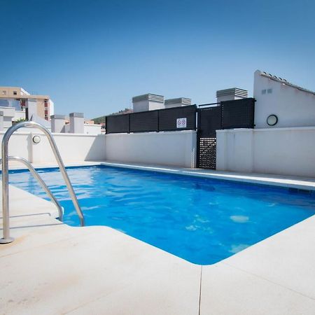 Holidays2Malaga Refino Pool And Parking Exterior photo